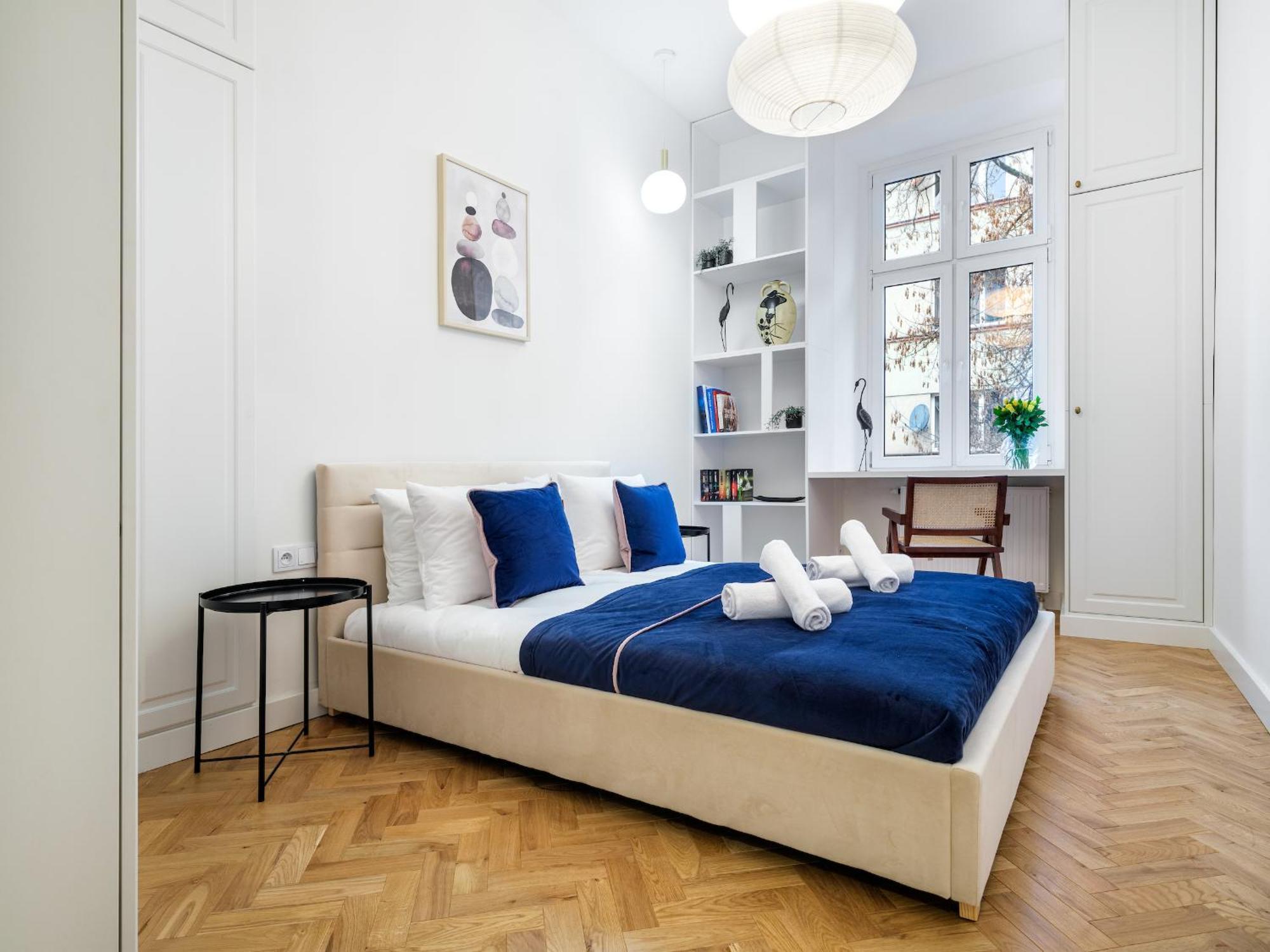 Tyzenhauz Apartments Krowoderska Street Cracovia Exterior foto